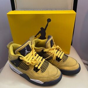 Jordan 4 Yellow